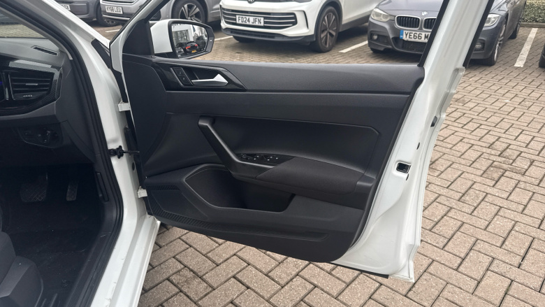 Volkswagen Polo 1.0 TSI Life 5dr DSG Petrol Hatchback